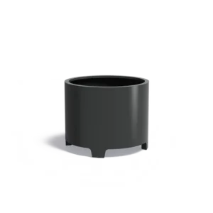 Sylinterin muotoinen alumiininen astia jaloilla