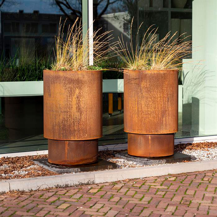 Avara Corten-istutusastia